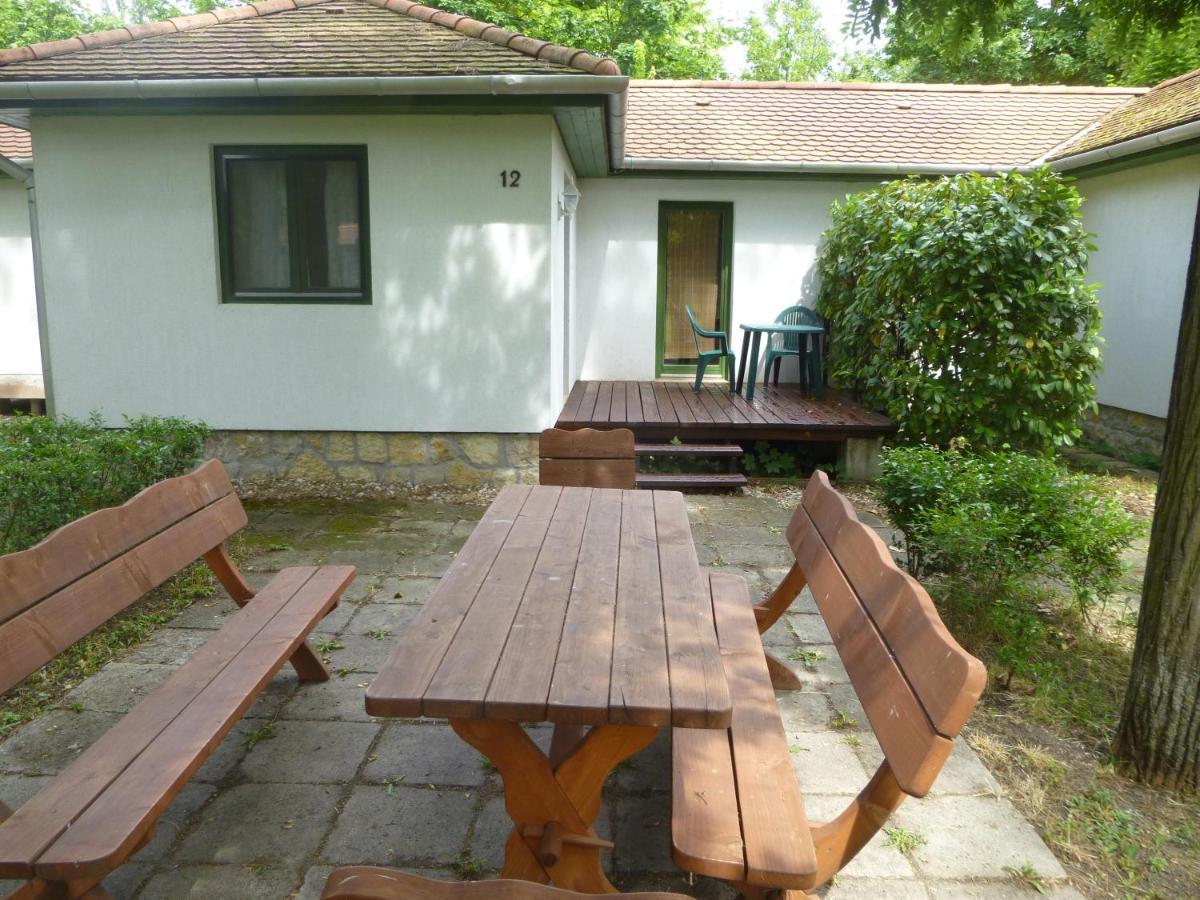 Agroger Üdülő Panzió Balatonudvari Kültér fotó